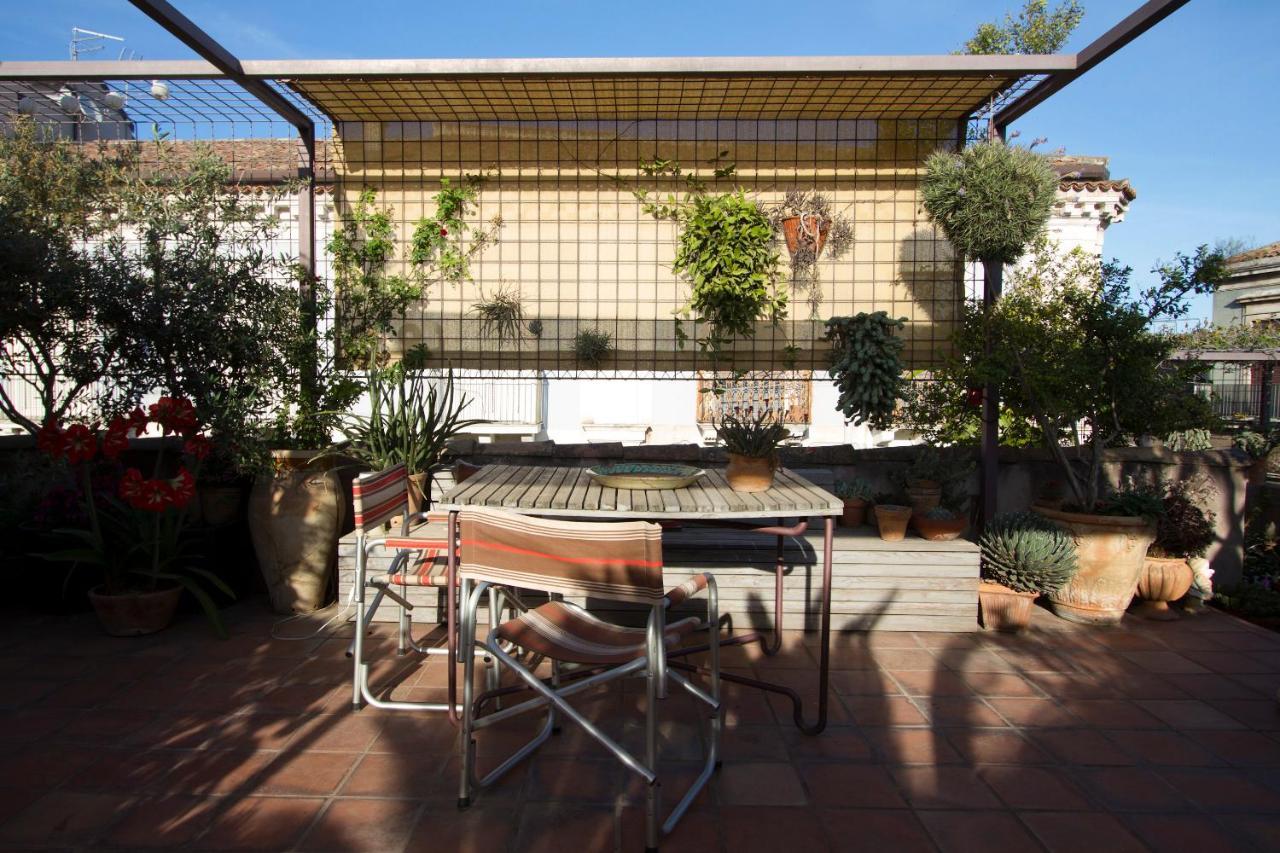 Tre Vie Apartment Con Terrazzo Giardino Pensile CTA Eksteriør bilde