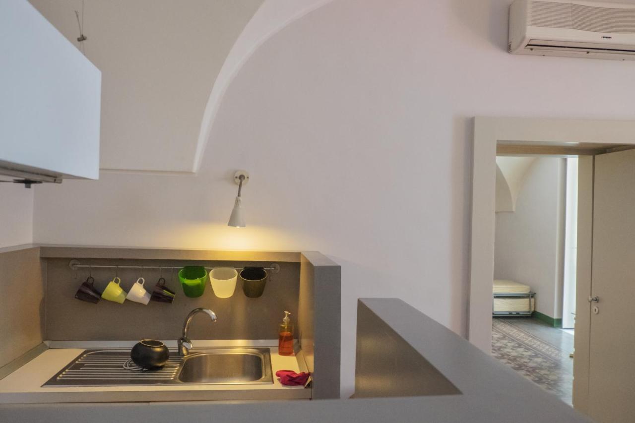 Tre Vie Apartment Con Terrazzo Giardino Pensile CTA Eksteriør bilde