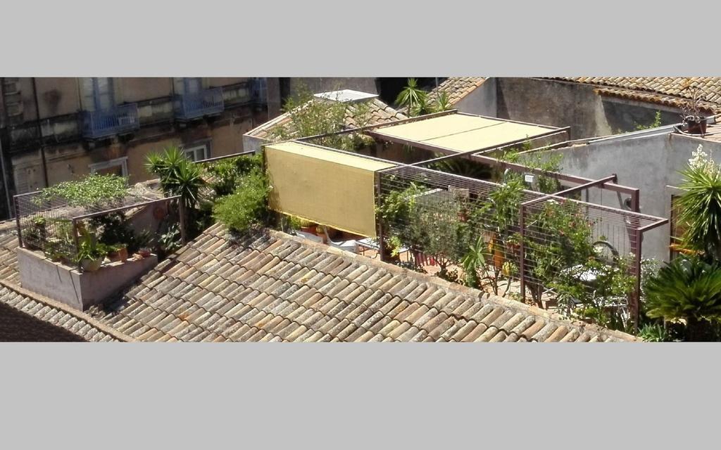 Tre Vie Apartment Con Terrazzo Giardino Pensile CTA Eksteriør bilde