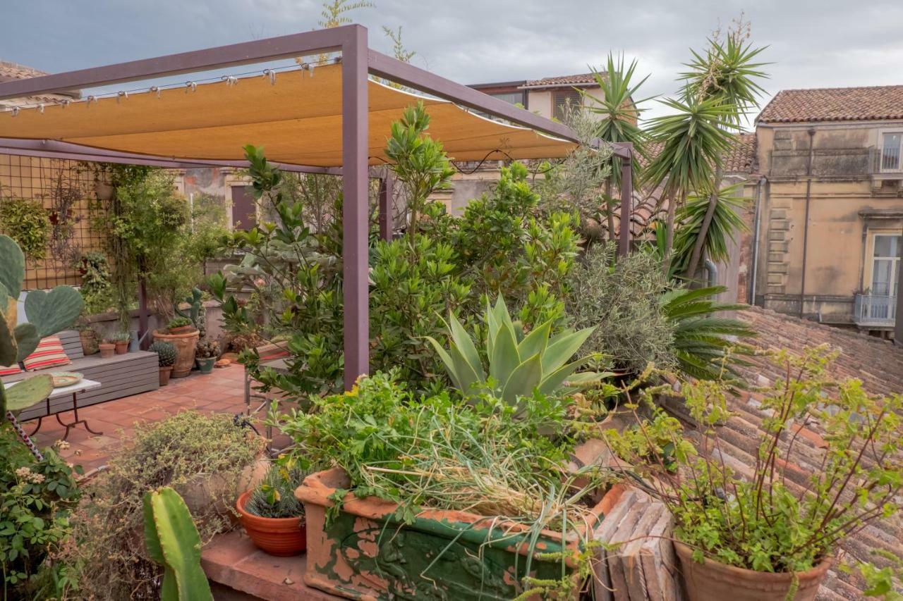 Tre Vie Apartment Con Terrazzo Giardino Pensile CTA Eksteriør bilde